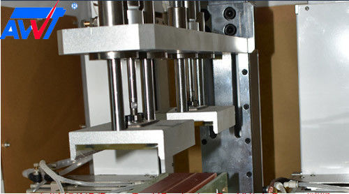 Lithium-Batterie-Stellen-Schweißer Double Side AWT automatischer 18650 32650 HDL6030 pneumatisches gefahrenes 2800-3500pcs/Hours