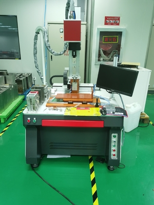 Prismatischer Batterie-Satz-Laser-Stellen-Schweißer, automatische Laser-Schweißens-Ausrüstung 1000*80mm